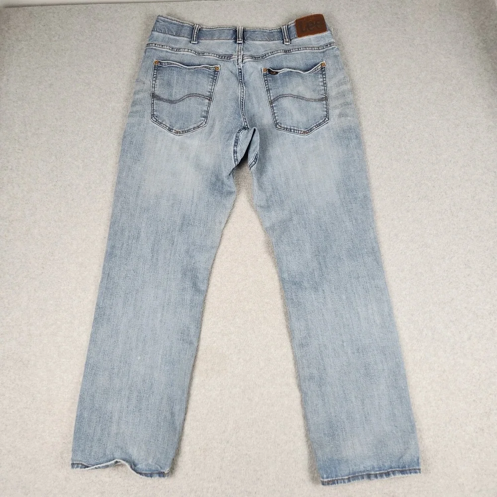 Lee Extreme Motion Athletic Tapered Leg Jeans Men 34x30 Light Blue Denim Stretch